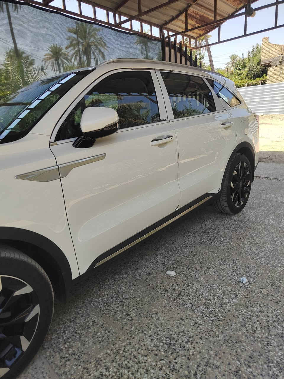 سورنتو موديل ٢٠٢٥
مكفواله من الصبغ والبارد 
ويل ٢٠ / داتا شو 
٦سلندر  / ٧ راكب
دبل كامره
كير ماوس / سايد بريك بصمه
كشنات كهرباء / جنطه كهرباء
حساسات اماميه خلفيه 
شاشه متصل كبيره / كار بلي
شاحن واير ليس 
تشغيل عن بعد 
ماشيه ١٤ الف 
السعر ٣١٣ وبيها مجال
للاتصال ***********
رقم السياره بابل
