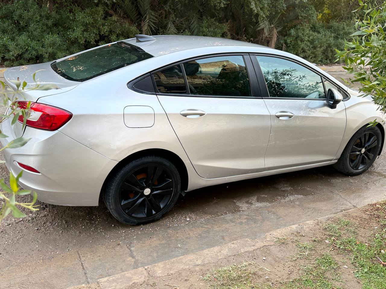 السلام عليكم...
شوفرليت كروز 2018
رقم بغداد دولي سنوية باسمي تحويل مباشر
ماشية 140.000 km
محرك 1400 تيربو
وارد أمريكي (بنيد صبغ و جاملغ مبدل جهة السائق  ) 
بالعراق ( صبغ جاملغ عكس السائق )
(السعر 88 $  ورقة)
العنوان / بغداد - البياع
***********
