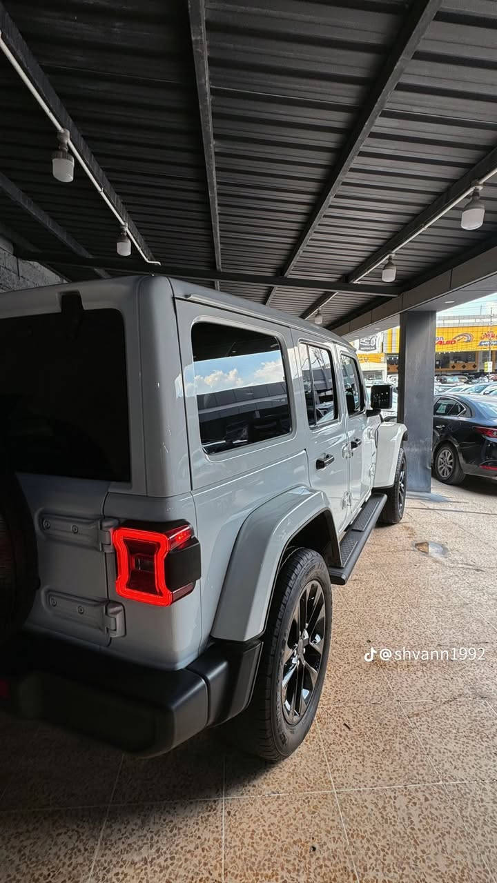 Type : JEEP WRANGLER SAHARA 4Xe

Model : 2024

Import : U.S.A

Mileage : 33,000 Mile

Part Of Paint : No paint

Engine : 2.0 V4 T / Electric  / Hybrid / 375 Hp

Price : $$$$$$

Location : sulaymaniah

Contact : ***********

Call : ***********

————————————————————————

نوع السيارة : جيب رانكلر سحارا 4Xe

مودیل : ٢٠٢٤

بل الإصدار : امریکي 

العداد : ٣٣،٠٠٠میل

الضرر : بدون سبغ

حجم محرك : ٢،٠ / ٤ سلندر توربو / هایبرد / کهربائي / ٣٧٥ حسان

سعر : $$$$$$

الموقع : ‏سليمانية￼ 

للتواصل :
***********
***********
