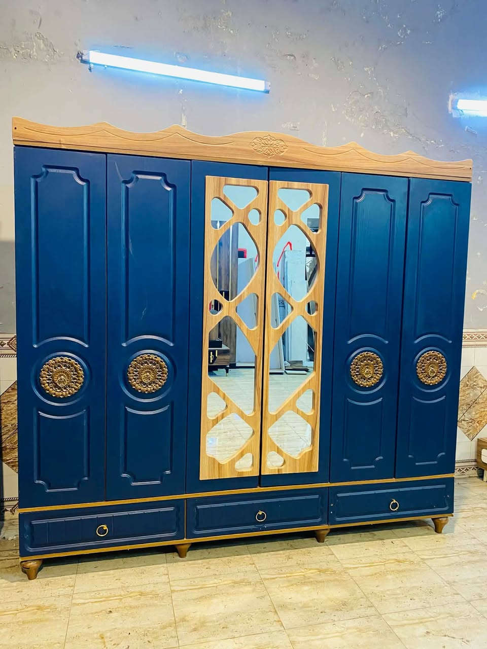 غرفة كانتري  تركي مستعمل
تتكون 👈8 👈 قطع 🥰
نضافة 85%💯
السعر 700
مع نقل وشد داخل بغداد مجاني


**إذا كنت صاحب هذا الإعلان وتريد حذفه لأي سبب، رجاءا أرسل رسالة إلى الدعم الفني**