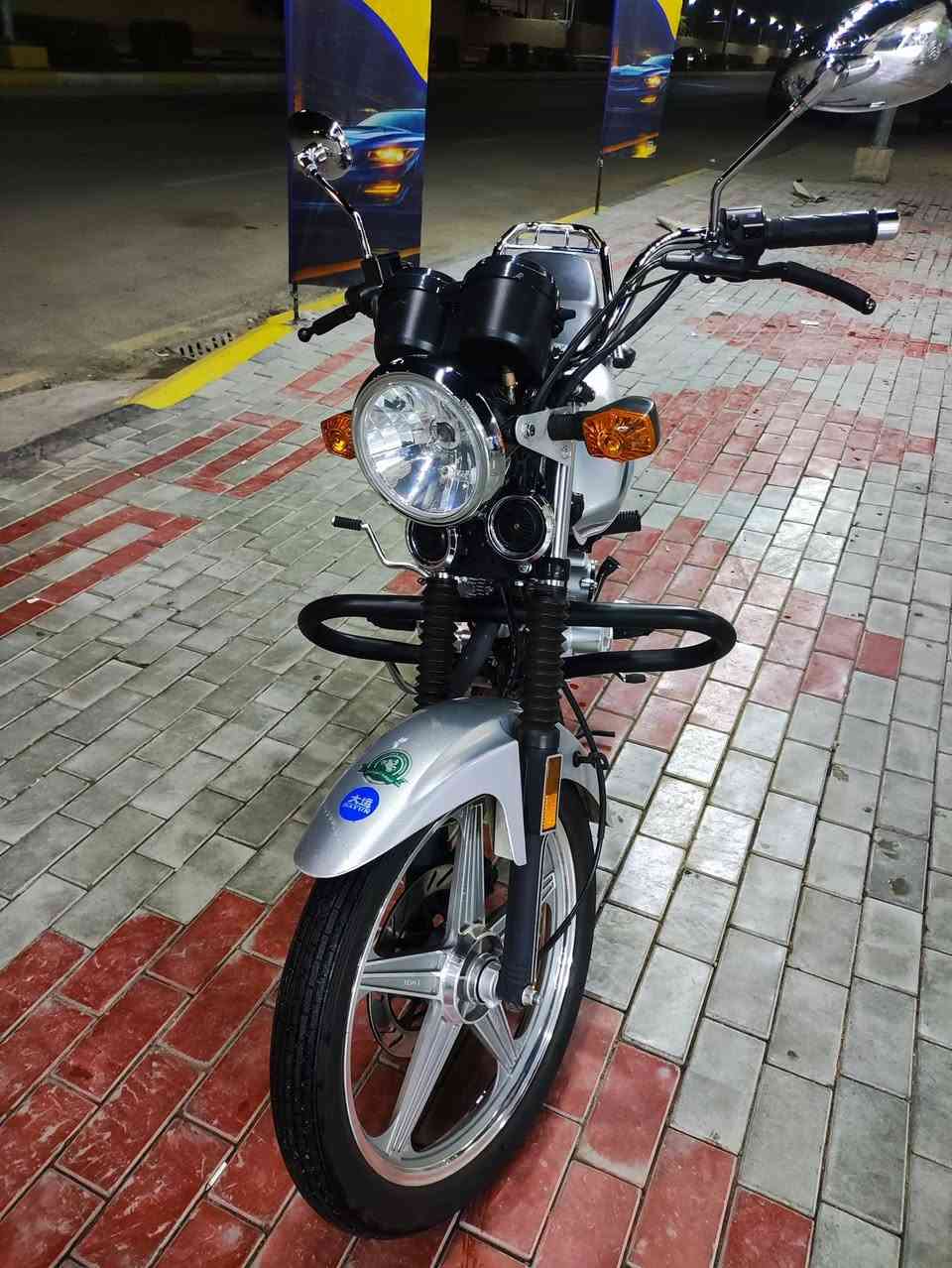 ديوان موديل 2023 دراجة اخت الجديدة للبيع السعر مليونين 800 اوراق منفيز رسمية ***********
