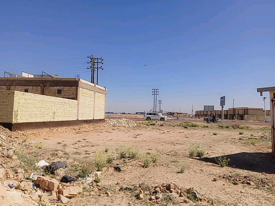 اللهم صلي على محمد وآل محمد 

عرصه نقابه المعلمين للبيع،،، اخوان اقرو التفاصيل زين وتعال خاص 

مساحه ٢٠٠متر 

حرف E

رقم القطعه 118961 

شارع ١٢ 

العنوان __النجف الاشرف ___النداء ____قرب جامعه الكفيل 

السعر خاص او للاستفسار الاتصال على الرقم *********** 



ما هو السعر المطلوب للأرض؟: 
٣٥ مليون 
ما هي مساحة الأرض بالتحديد؟: 
٢٠٠متر 
هل تتوفر خدمات الماء والكهرباء في المنطقة؟: 
نعم تتوفر كافه الخدمات 
هل الأرض مسجلة رسميًا مع كافة المستندات القانونية؟: 
نعم طابو صرف توزيع النقابات
ما هو أفضل وقت للتواصل معك للمعاينة؟: 
الصباح موجوده بخدمتكم او الاتصال على الرقم *********** 