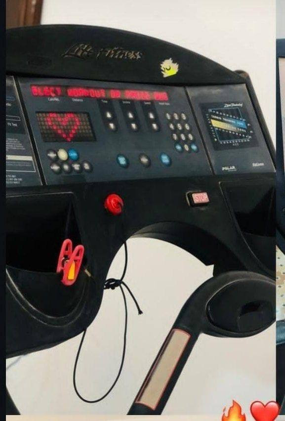 كلهن
١ اوبتكل
باسكل ٢
هوم جم ٢
اوزان كاملة
مسطبات ٢
جري ٢
تكسير ٢
جهاز سحب ١
وبوسترات كامله ونواعم بعد
 عقلة ١

طحن المعدة ١
الديوانيه الحمزة الشرقي 

٤ ملايين وبيها مجال
الديوانيه الحمزة الشرقي
***********
