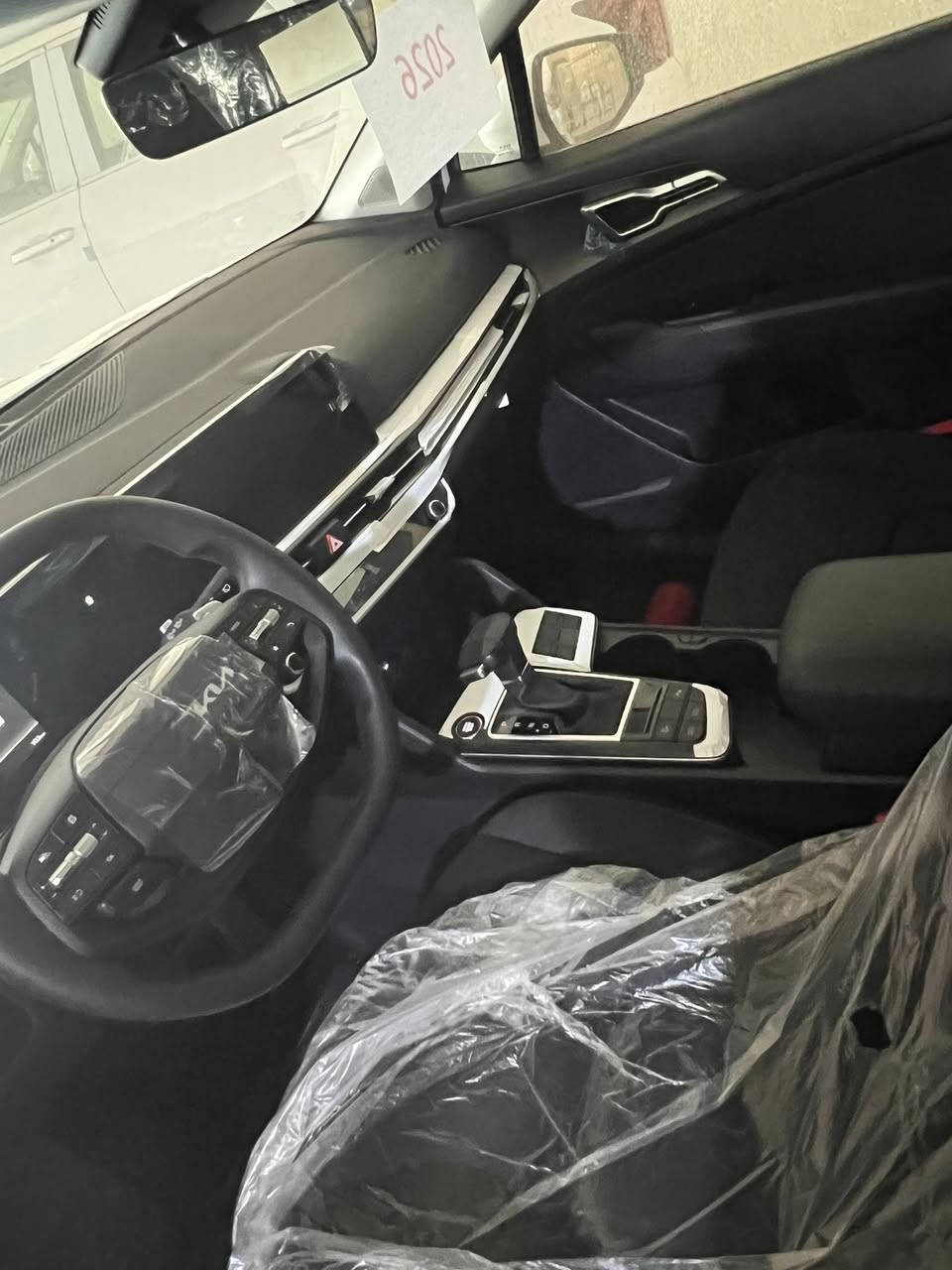 سبورتج 
2026
زيرو
داخل اسود
السعر249
***********
