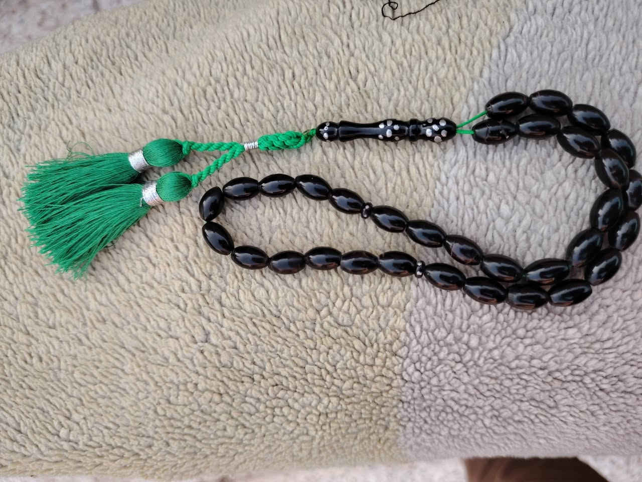 أيسر للبيع يوجد توصيل جميع محافظات العراق ***********
