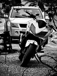 f4i 600 نوزل  للبيع الدراجة مهمولة يرادلها ترتيب (كفرات ) مسوينها مال ...