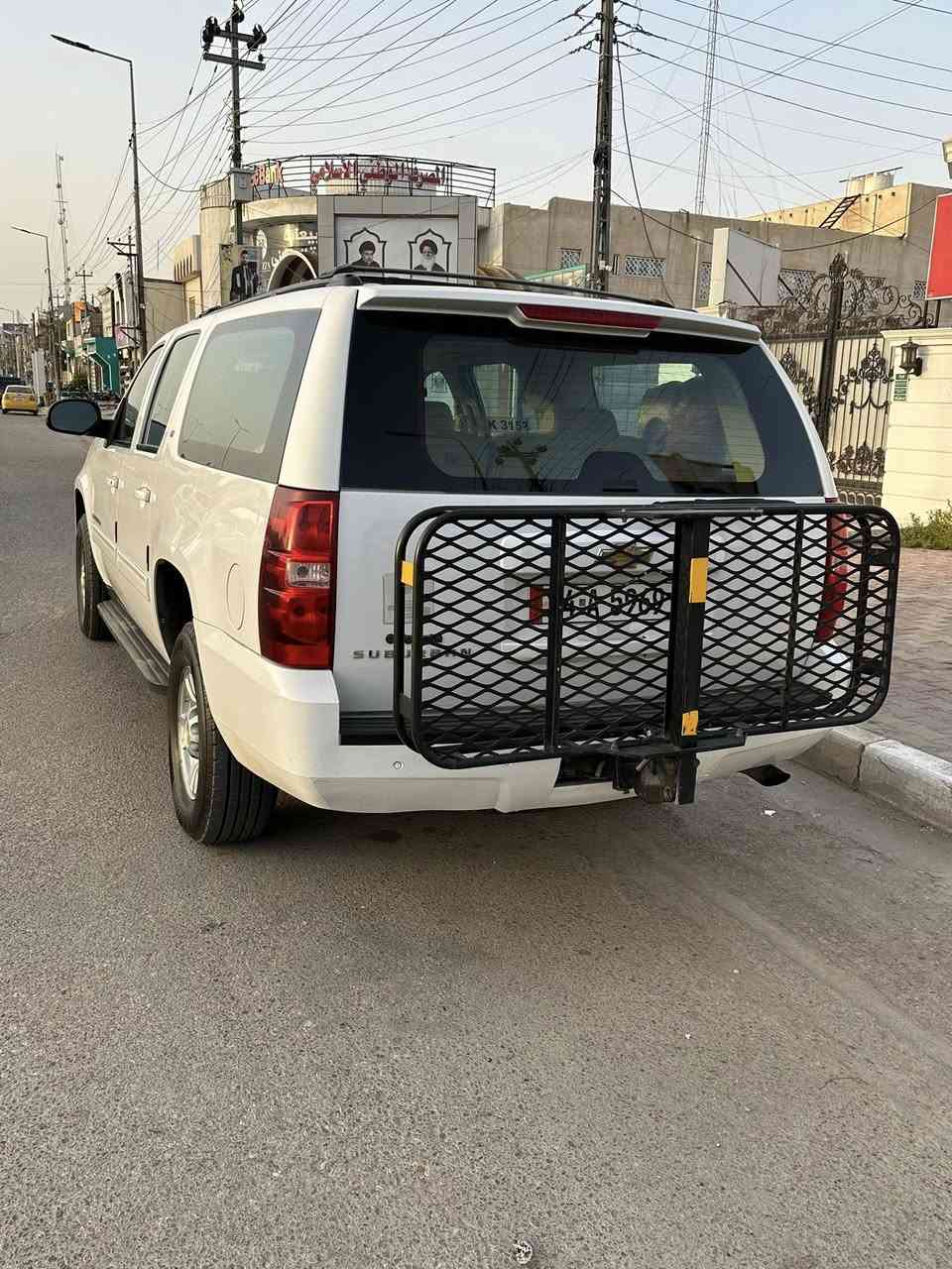 سلام عليكم

شوفر 2011 خليجي طبله 

داخل عسلي 

رقم بصره نكليزي 

جاملغ امامي فقط 

سياره جاهزه 

السعر 190 

مكينه بيه خيط بخار قليل 

رقم صاحب السياره ***********

