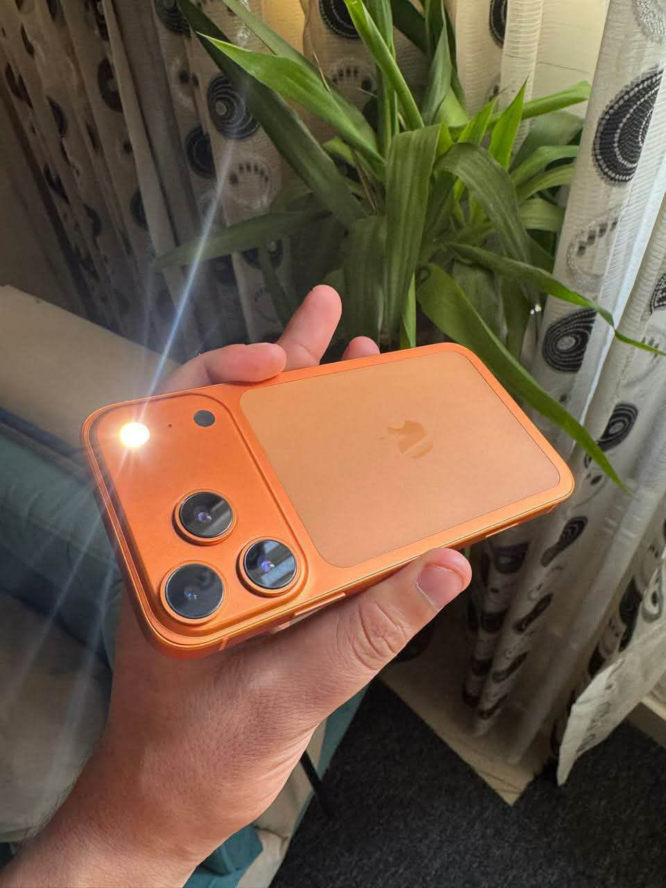 السلام عليكم إيفون 11 محور 17كله بلادي جهاز ولا غلطه احله من صور بطاريه 79والذاكره 65 كلشي مامبدل بي مكاني النهروان دوانم يم مطعم جواد
250
***********
@إشارة
