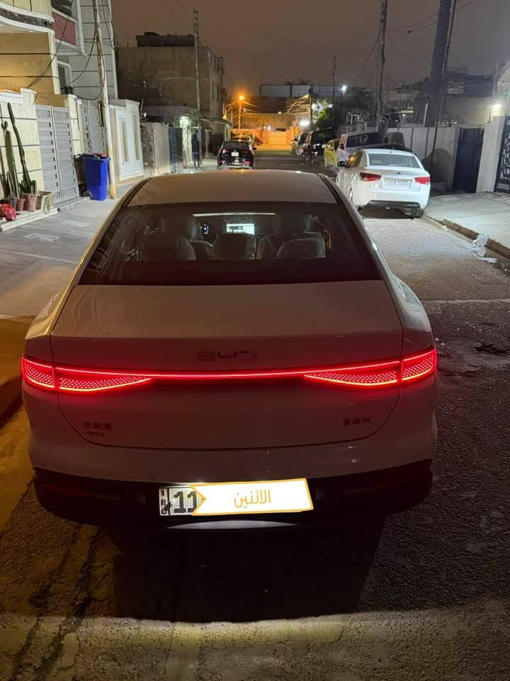 بي واي دي 2025 سيل 5 سياره كفاله عامه ماشيه 1800 كيلو موقع بغداد باسمي تحويل ثاني يوم غراضها الاصليه موجوده سعر 18.500  *********** وتساب
