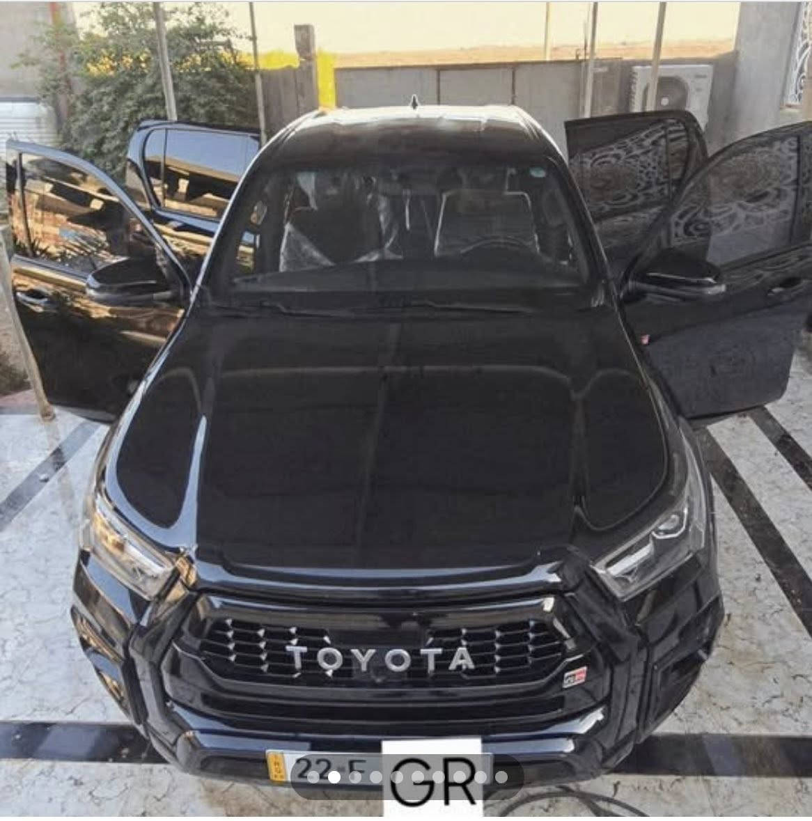 سلام عليكم للبيع ولمراوس بلاندكروز grديزل كاز مديل 23لون اسود مغلفه نانو سعر التغليف 20ورقه السياره على وضع الشركه شرط سبير مانازل فول مواصفات كشنات جلد تحكم بالكشنات بصمه عدد 2شاشه حجم كبير السياره ماشيه 16الف حقيقي مكفوله كفاله عامه من كل النواحي  التواصل على الرقم التالي ***********
