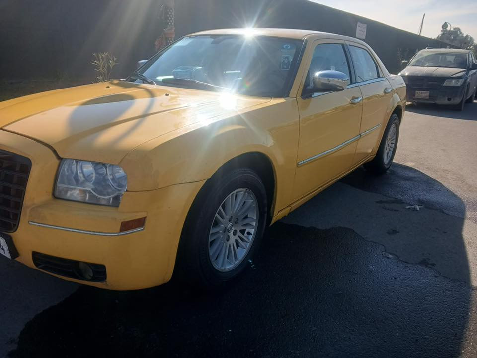 السلام عليكم اوباما موديل 2010 
رقم بغداد انكليزي بسمي 
حادثها جاملغ خلفي بدون دواخل 
مكينة وكير وتبريد وتخم تاير كلة جديد 
هزة جديدة مصفرة هيئة وغرامات 
مكاني بغداد السعر 118
***********
