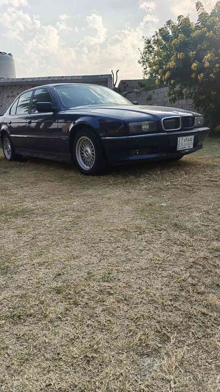 السلام عليكم للبيع بي ام خفاش اوكاسح موديل 1995اصل بليته اوسنوية حجم 730محرك 40اصل كير اومحرك بصندوك حداية جديدة كهربائيات من الطول لطول كله جديد جنطة شفط فتحه معروفه مواصفات الخفاش تخم تاير جديد باتري جديد داينمو جديده ايرفلو جديد عليه ادامه عامة من مجاول بخاخات بلكات مامخلي بيه نقص لوبرغي رقم بغداد مشروع وطني اتراي وين ميعجبك مكاني بابل للستفسار الاتصال ***********السعر 68اوبيه مجال
