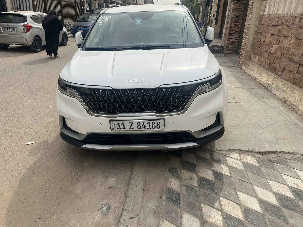 كرنفال 23 غاز وبانزين  بيه صبغ 3 قطع صندوك وجاملغ وشويه من باب سلايت ماشيه 70الف سعر 239 وبيه مجال 
***********
