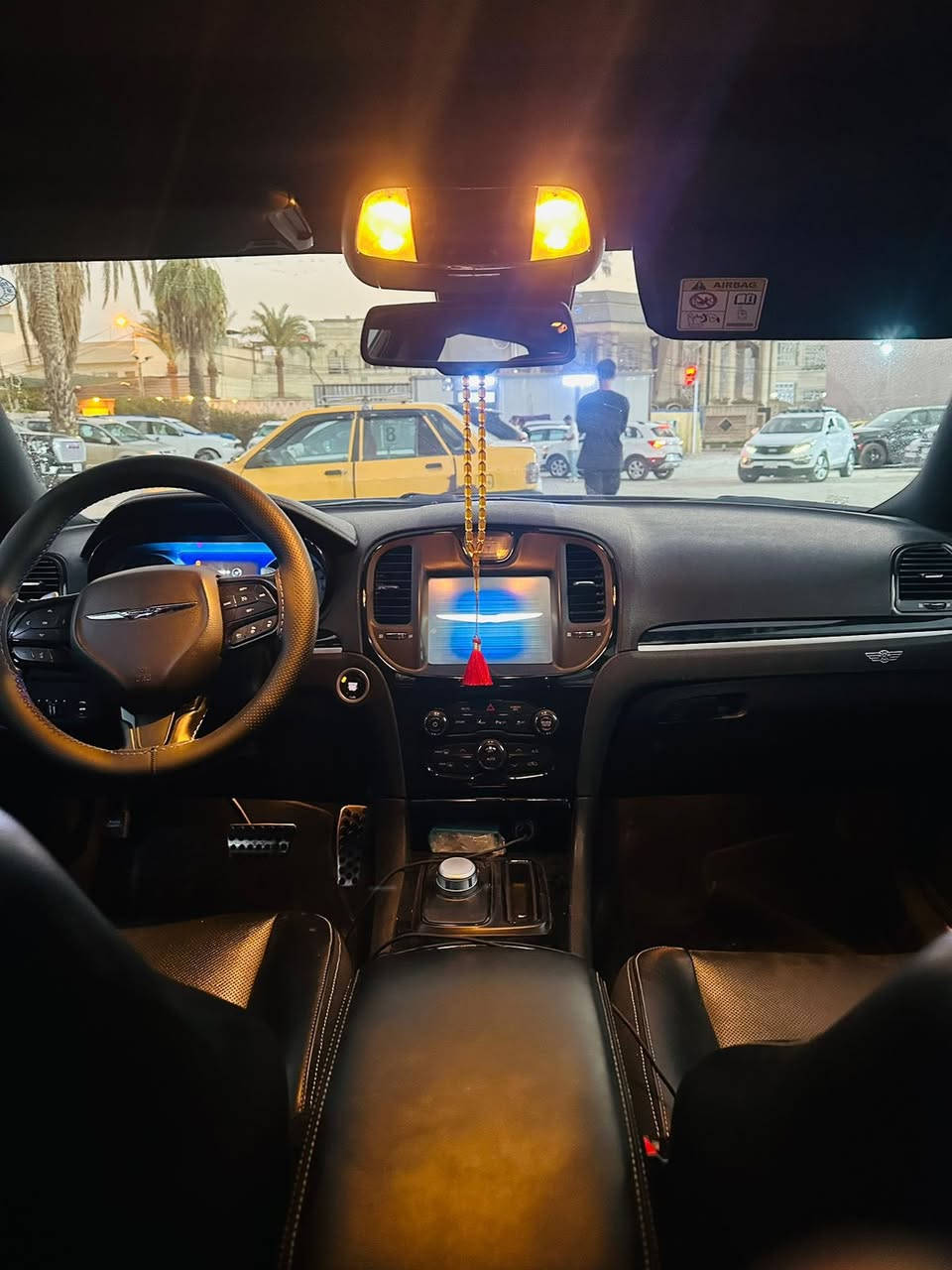 اوباماs2022
وكالة هارلم فول مواصفات اعلى فئة 
بيها pdr هلال جاملغ الخلفي 
ورصعة بالباب 
السعر 31000$

‭0772 356 0038‬
