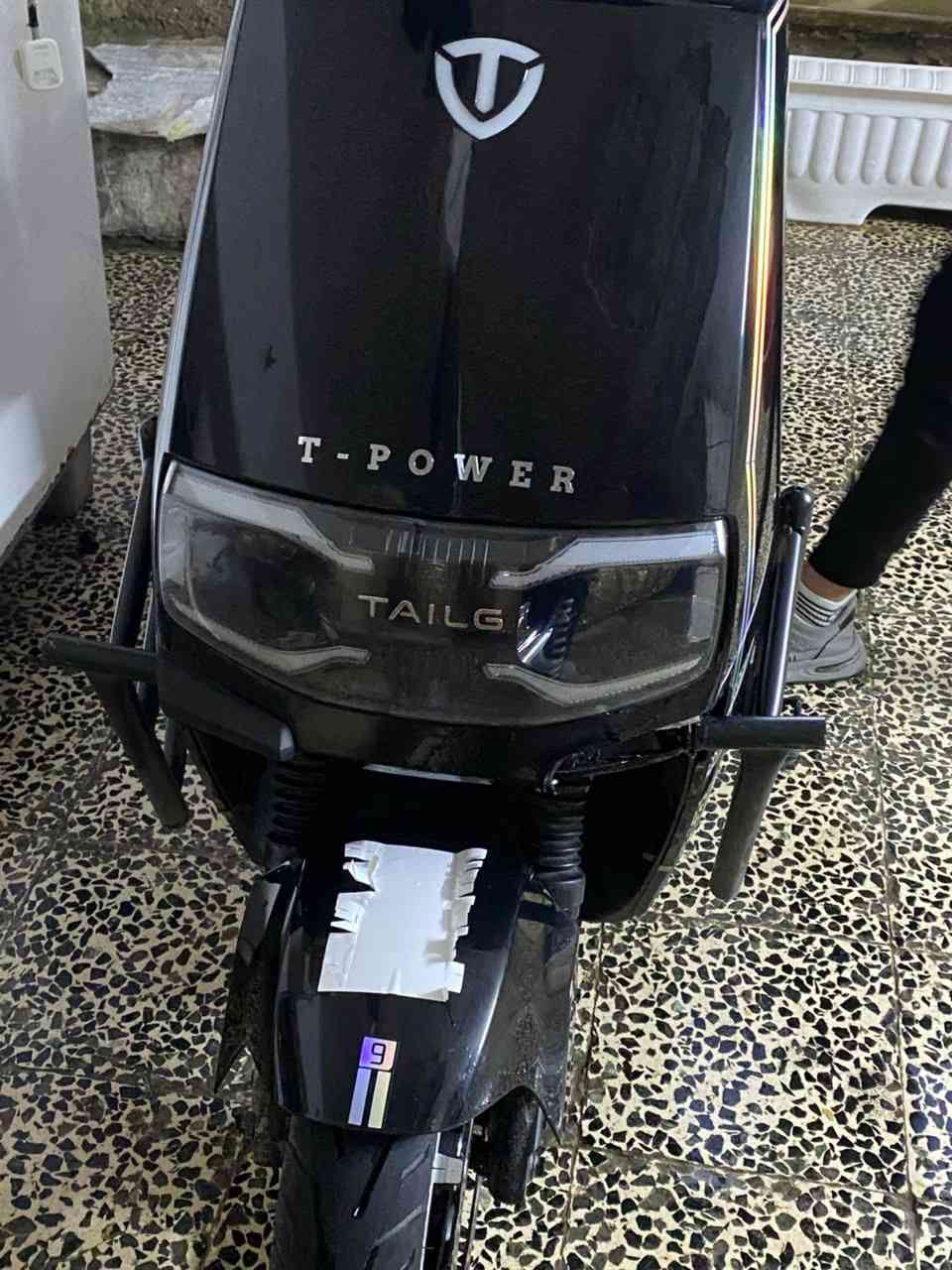 ماطور للبيع تيسله بيع مستعجل بي بس هذا الكسر واضح بل صوره ما ماثر السعر مليون بي مجال بسيط الموصل حي الوحده


**إذا كنت صاحب هذا الإعلان وتريد حذفه لأي سبب، رجاءا أرسل رسالة إلى الدعم الفني**