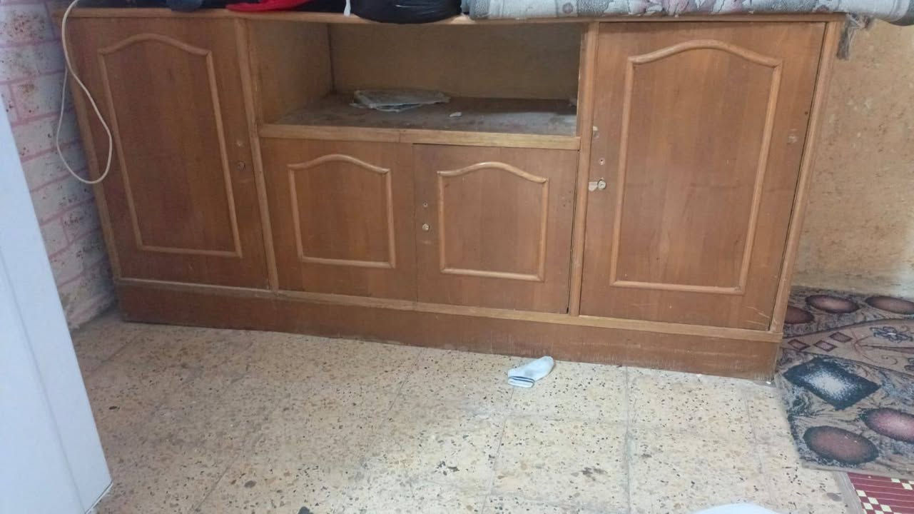 السلام عليكم عندي اغراض للبيع السعر خاص واتساب موجود مكان كربلاء الحر ***********
