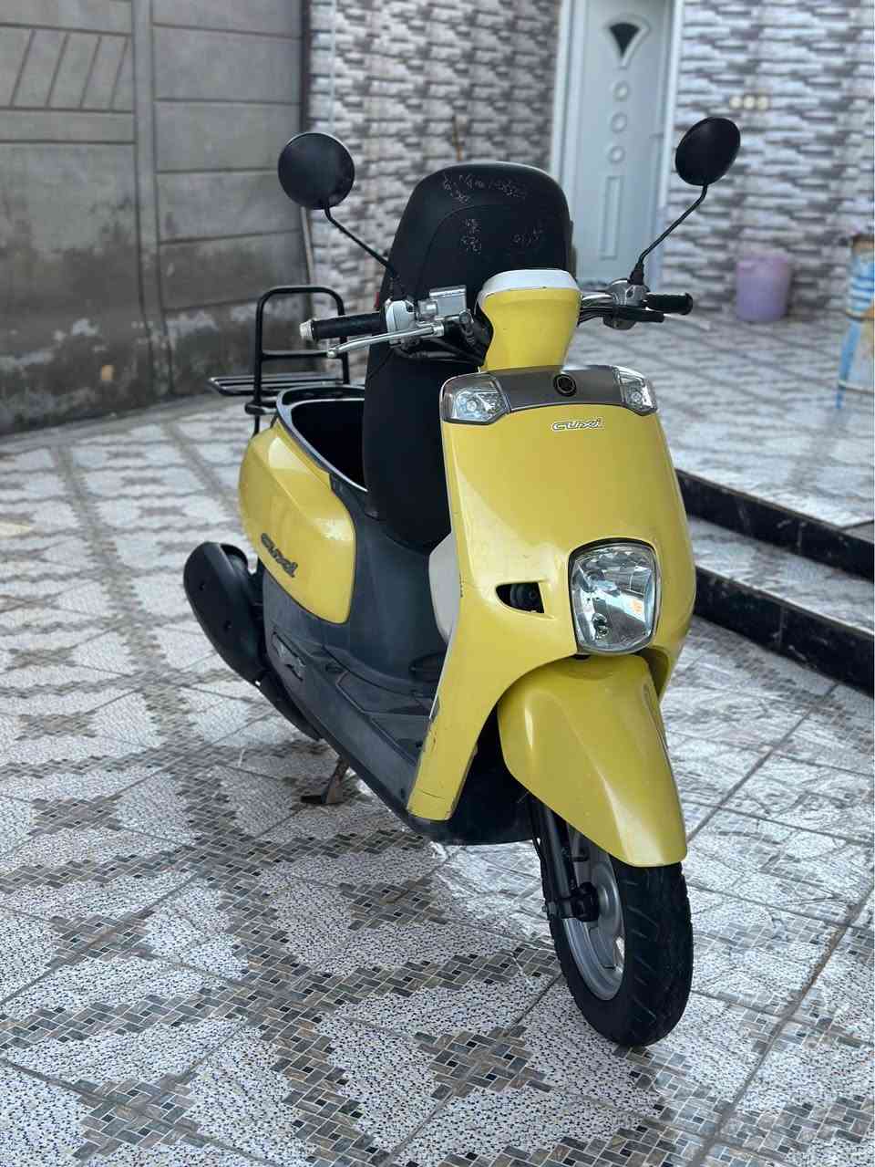 السلام عليكم 
دراجه بوليسي حديث موديل 2014
لون مميز 
دراجه ختم واحد وصل معرض موجود
السعر مليون و 275 وبيهه مجال 
مكاني كربلاء طويريج 
*********** كربلاء, العراق
