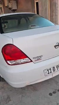 نيسان صني • ٢٠١٠ • محرك نضيف