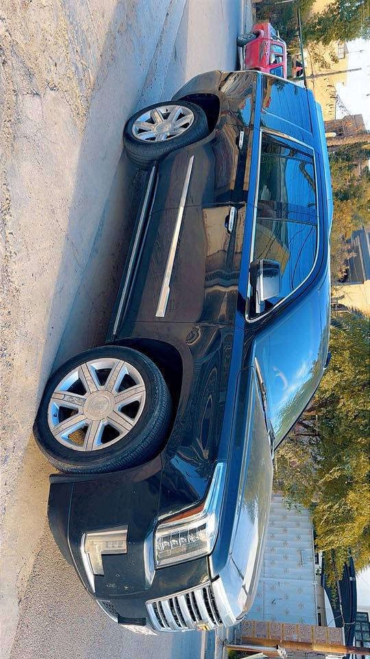 .للأستفسار (***********)
كديلاك اسكاليد موديل ۲۰۱۷ وارد خليجي ادوات ادوات مكفوله من الكص والفتح والسرقه والعشائر مكان بغداد عارضها 200 وبيها مجال حك الجيه سياره جديده بشكل وجاهزه على اخر حبايه  للبيع فقط
