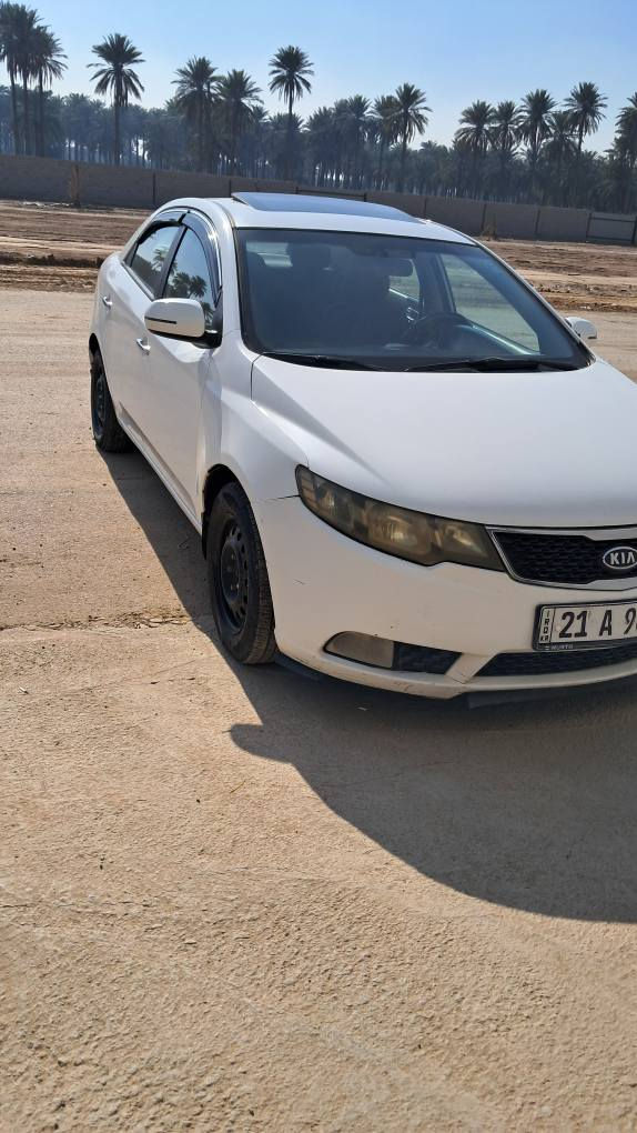 للبيع كيا سيراتو خليجي 
محرك ١٦٠٠ موديل ٢٠١١
بيه صبغ حزام بدون حادث
شاشه فتحه تحكم ستيرن شفتات حساسات خلفيه
  رقم سليمانيه جديد هزه لشهر ٥ تسقط 
تحويل حصرا مكانه بغداد وصاحبه من بغداد
السعر ٨٦ وبي مجال 
*********** بغداد, العراق
