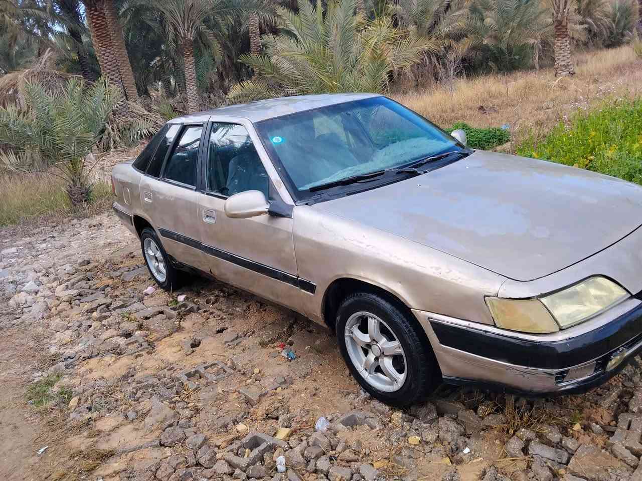 سلام عليكم اسبرو مديل 92 رقم نجف محرك وكير خير من الله حداديه نص عمر  راعيه موجود يمي يريد امداور السعر 19وبيها مجال الطيبين ابيعلك هل موجود  الشراي يتصل ***********
