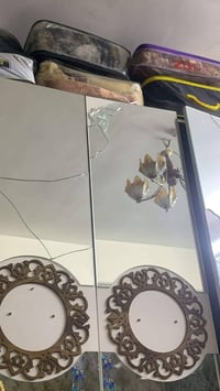 ٩ قطع • خزائن