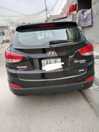 توسان • ٢٠١١ • مكينه ٢٤٠٠