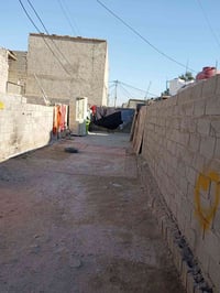 قطعة ١٠٠م • قرب شارع التكاتك • للبيع