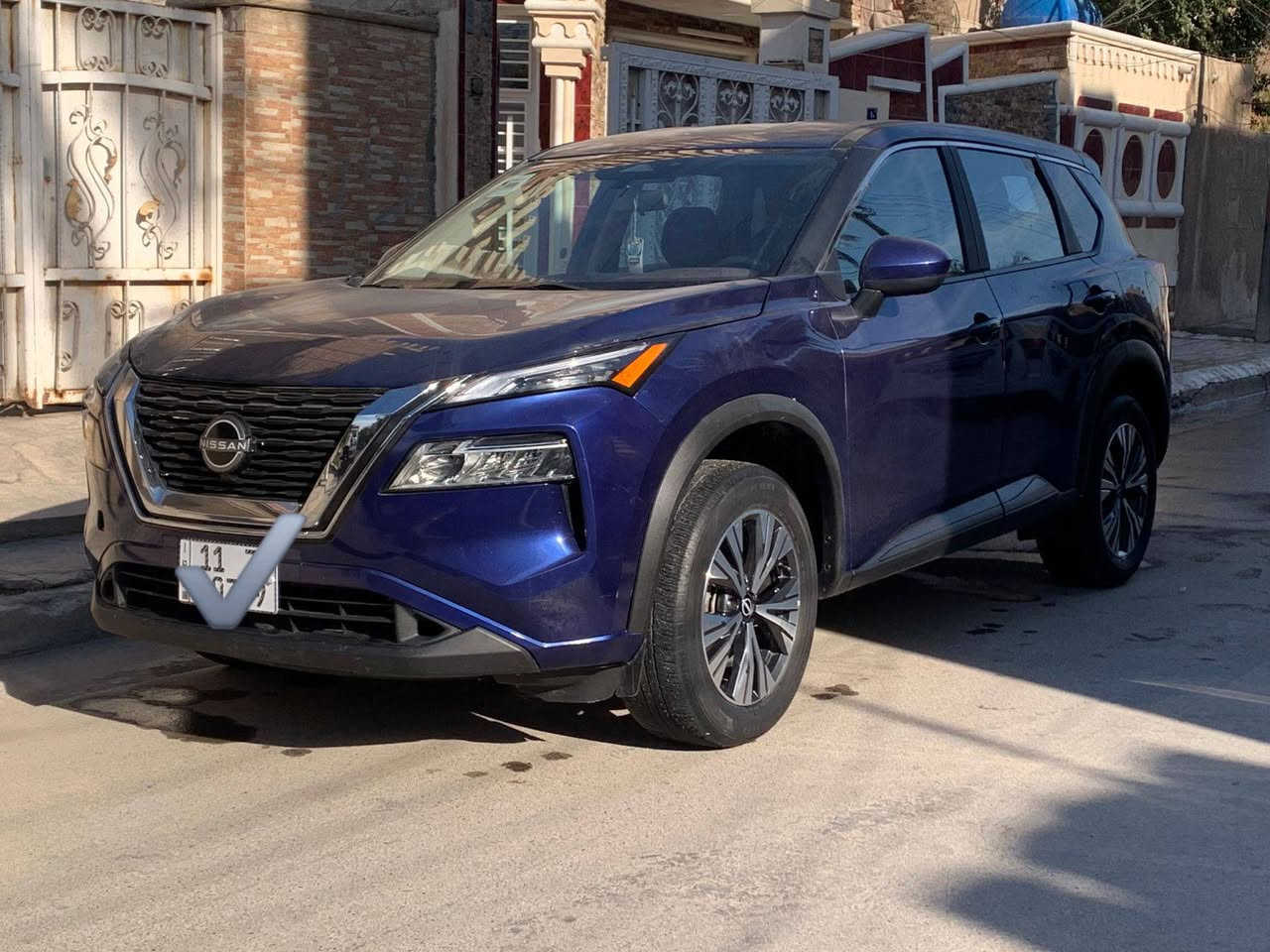 2023 Nissan نيسان روج · ·
نيسان روج SV مودیل 2023

للبيع 

السعر مناسب 150$

سياره جاهزه و حلوة بس محتاج واريد أبيعها  

 

روج 3سلندر تيربو  

رقم بغداد باسمي 

تحويل او وكالة 

مواصفات .

قيادة الية 

قيادة  ذاتيه 

مثبت سرعه 

نظام ايكو وستاندرد و سبورت

حساسات خلفيه .

تشغيل عن بعد

.٥بصمات جميع ابواب وصندوق

.رادار امامي 

وجانبي 

وخلفي

.نقط عمياء .

خروج عن مسار

توقف الى خلف في حالة تنبئ بل اصطدام

توقف ذاتي في حالة تنبئ بل اصطدام من امام

هندبريك بصمه .

هولد بريك بل ازدحام

تحكم ستيرن جهتين

 .كير لمس 8 نمرة

.شفتات سرعة بالمقود  .

وتحكم مقود

.محرك 1500 تيربو  

كشن السايق كهربائي 

اشاره بل مري 

تبريد قطعتين 

. كامرة خلفيه 
 من اميركا  بدون حادث + دعاميه اماميه  بدون دواخل 

جاهزة من كلشي 

بدون نواقص نضافتها حلوة

مكانها. /  بغداد

لل استفسار ***********
