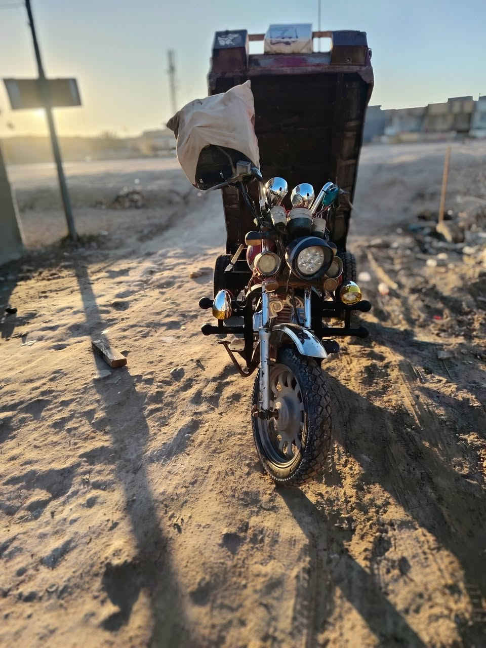 السلام عليكم ستوته للبيع 2008 محرك 25 برغي ما مفتوح ستوته خير من الله كهربائيات كلها  محرك 25 برغي ما مفتوح ستوته خير من الله كهربائيات كلها شغاله نقرس الف خير من الله مكانه الا شارع 100 ستوته سعرها مليون وميه وبيها مجال اللي يتصل على *********** بي واتساب اتصلوا علي ستوته اوراق وصولي بيكم خير تدللوا
