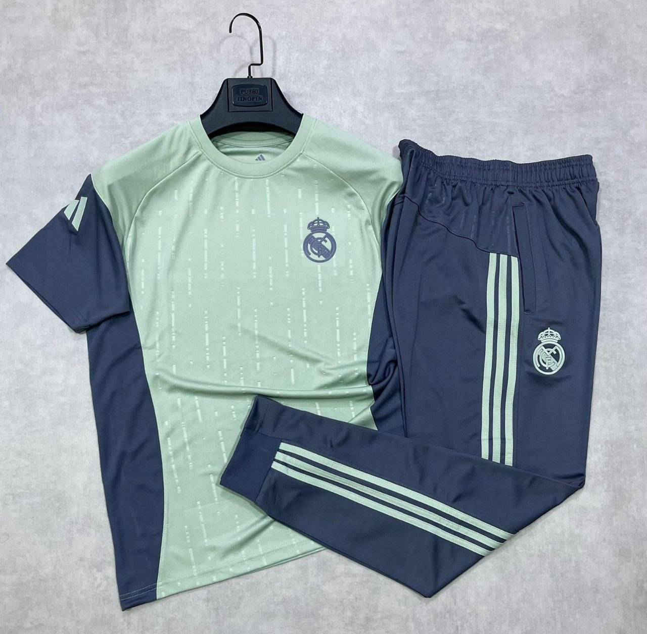 بكج انديه خامه ستن اصلي  شرط الفحص 
الكارتون ٤ درزن
قياس

L/xl/xxl
الكارتون ٤٨ قطعه ب//٦٠٠ الف
القطعه ب١٢ ونص


**إذا كنت صاحب هذا الإعلان وتريد حذفه لأي سبب، رجاءا أرسل رسالة إلى الدعم الفني**