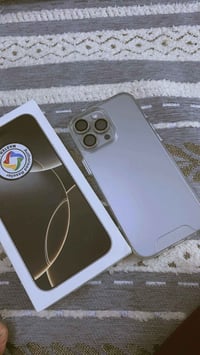 آيفون ١٦ برو ماكس ذاكره ٢٥٦ اخو الجديد شرق اوسط  مع كارتونه رايده مليو...