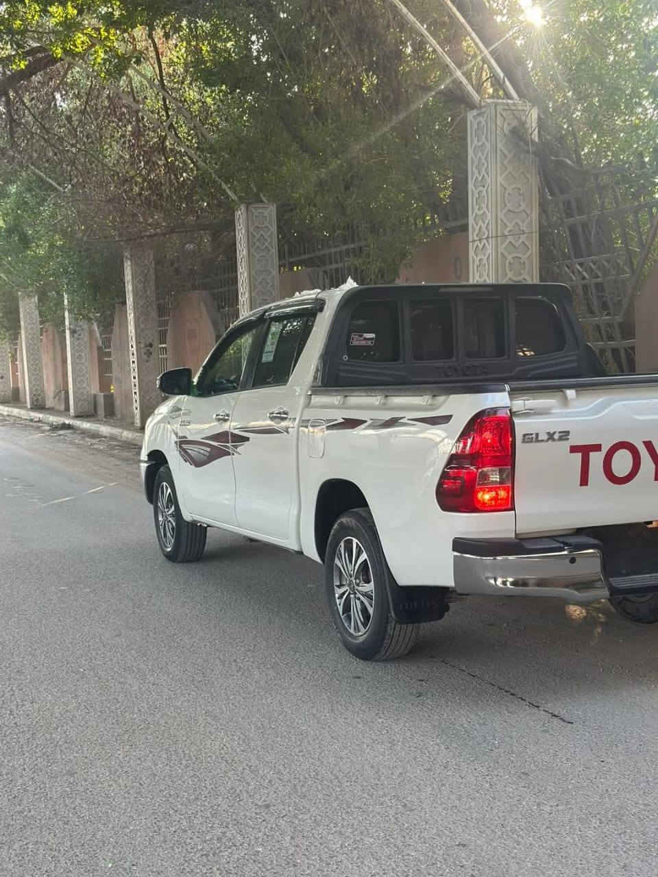 سلام عليكم بيكم سعودي موديل ١٩ ناصي رقم مثنى بأسمي سنويه ٢٠٣١  ضربته تبديل جاملغ وبنيد ولجاملغ صبغ وباب خلفي صبغ وبيه معجون قليل ***********
