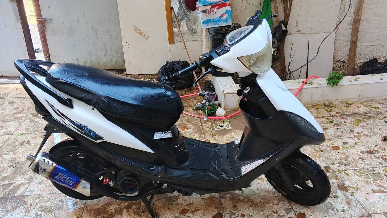 سلام عليكم شباب دراجه ماكس عدله للبيع شغاله سلف هندر شلعه ومعدل ونعومه كله شغاله دراجه مفتوحه بس ولفات فقط ولباقي كله شغال مكاني كربلاء كنطره السلام سعر 600 وبيه مجال رقم ***********
