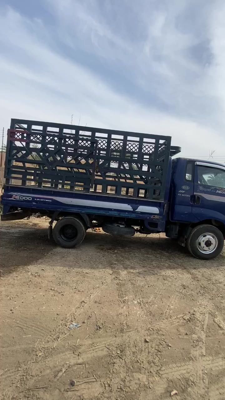 كيا فحل 2007بم ونوزل   شعار محدث بجم14 اسعر. 87وبيها مجال  ***********
