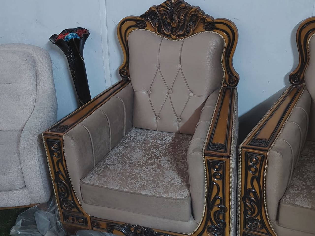 .
2 مقاعد شغل عراقي تكمة نضيفات جدآ المقعد 100

1 مقعد تركي قماش خاولي 50

مكاني بغداد الدورة الميكانيك


**إذا كنت صاحب هذا الإعلان وتريد حذفه لأي سبب، رجاءا أرسل رسالة إلى الدعم الفني**