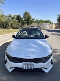 كيا K5 2023 خليجي   … محرك 2000 دوش المرغوب بنوراما  بصمه وتشغيل عن بع...