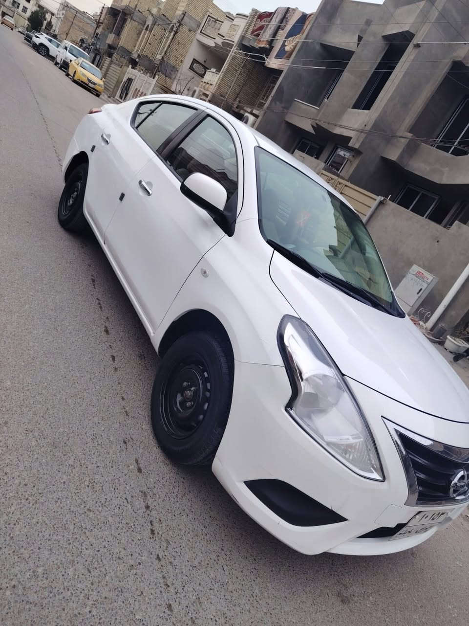 سني نيسان هندي موديل ٢٠٢٠ ام  لبليته الزركه محرك وكير مكفولات بيها جاملغ خلفي ايسر بي صبغ اثر شخط سياره جديده رقم سليمانيه بسمي تحويل مباشر تبريد تدفئه كهربائيات صدر محرك وكير كله ع وضع الشركه ماشيه ٨٠ السعر ب ٩٥ وبيها مجال مكاني بغداد البلديات ***********
