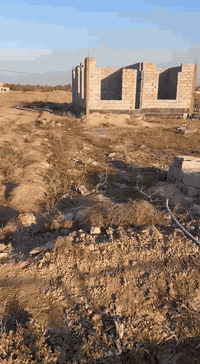 تحيه طيبه متوفر أرض مساحه دونم ونص طابو زراعي سند ٢٥ كامل خدمات من ماء...