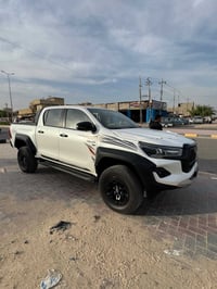 هايلوكس GR • ٢٠٢٤ • مكفولة