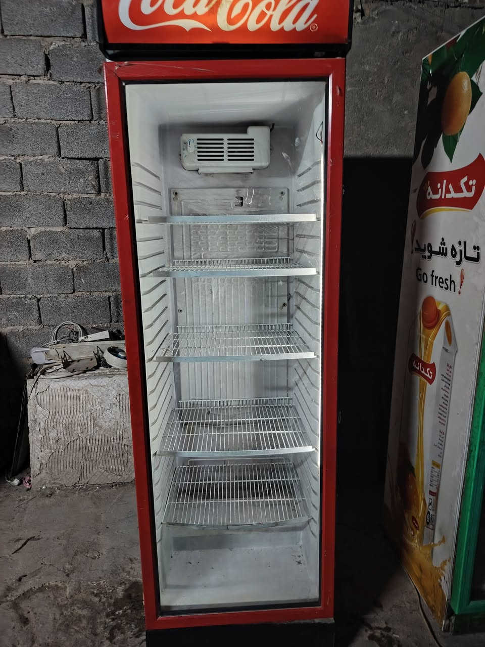 سلام عليكم عارضات ايكور تركي جدد نضيفات تبريدهن ثلج سعر الوحده 250  
بغداد نهايه حي اور قرب جامع مجيسر  
***********
