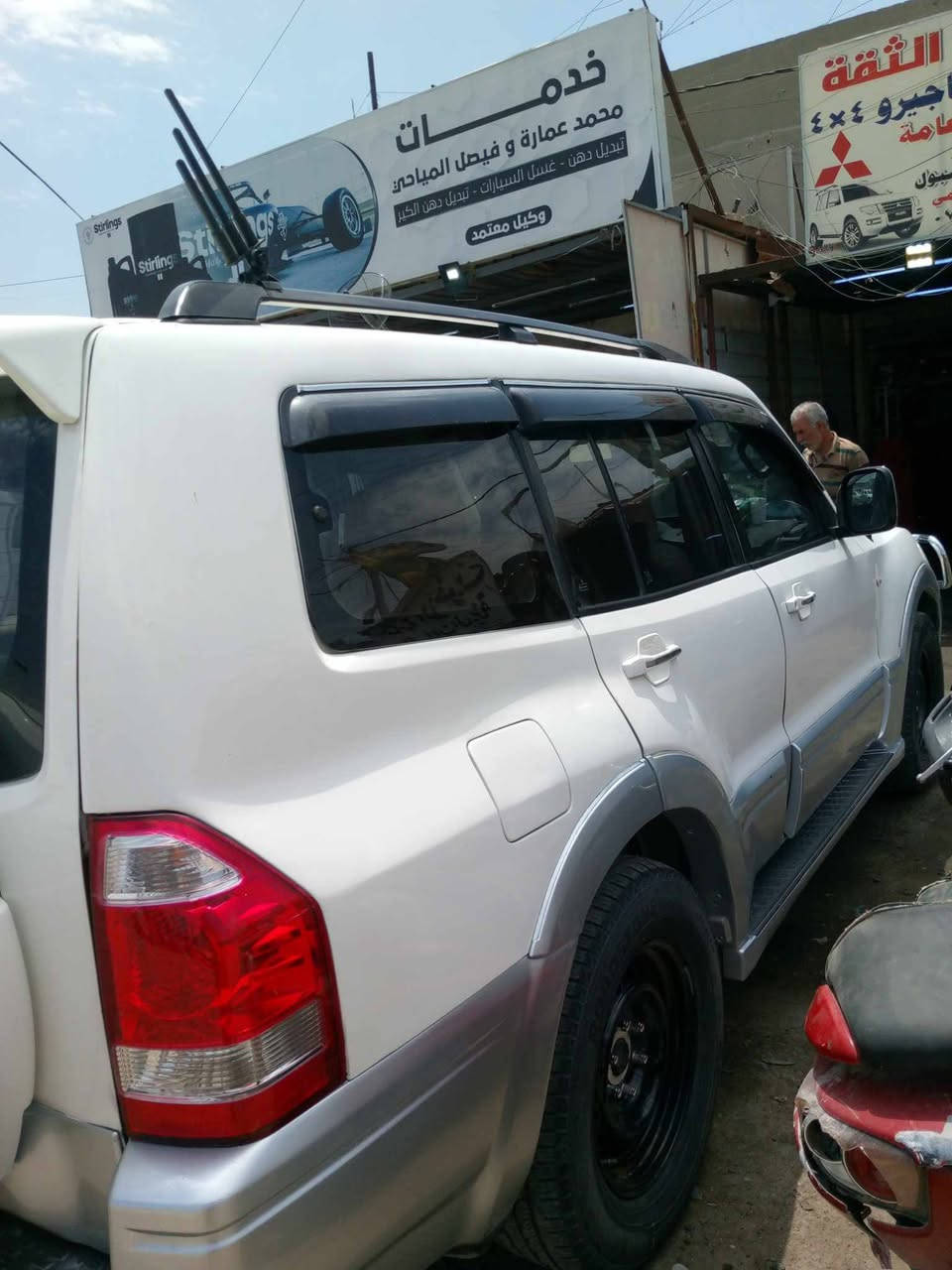 السلام عليكم باجيرو 2006رقم بغداد سياره مجفيه ومعمره تبريد ٣قطع شغال ثلج كهربايتهه كلهه شغاله ليت زنون دمام خلفي مصبوغه حزام ترايك للبصره سنويه بسمي ابيع هاذ الموجود رقم بغداد مكاني بغداد مشتل السعر 75 قفل قفل ***********
