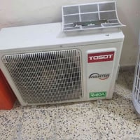 سبلت ١ طن توسوت انفيرتر شغال وكامل بس بي ليك القطعه الداخلية  السعر ٢٥...