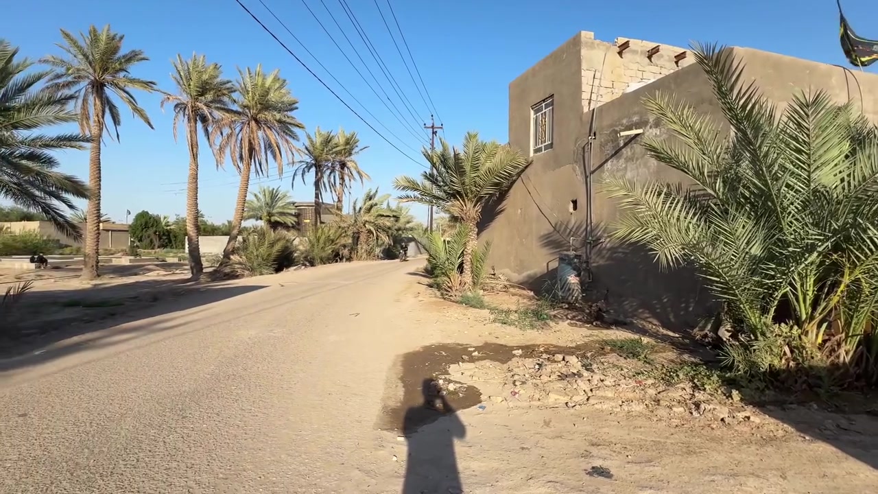لاصحاب الدخل المحدود بيت بسعر جدا مناسب مساحته 400
يتكون من كلدور وغرفتين نوم ومطبخ ومجمع صحيات 

خلف جامعة بابل ناحية ابراهيم الخليل 

متوفره كافة الخدمات ماء اساله متواصل كهرباء خط مولده وتبليط بلباب 

طابو زراعي سند 25 مداور مباشر 

ملاحظه البيت بلوك وعكاده 

للاستفسار اكثر اتصل ***********
