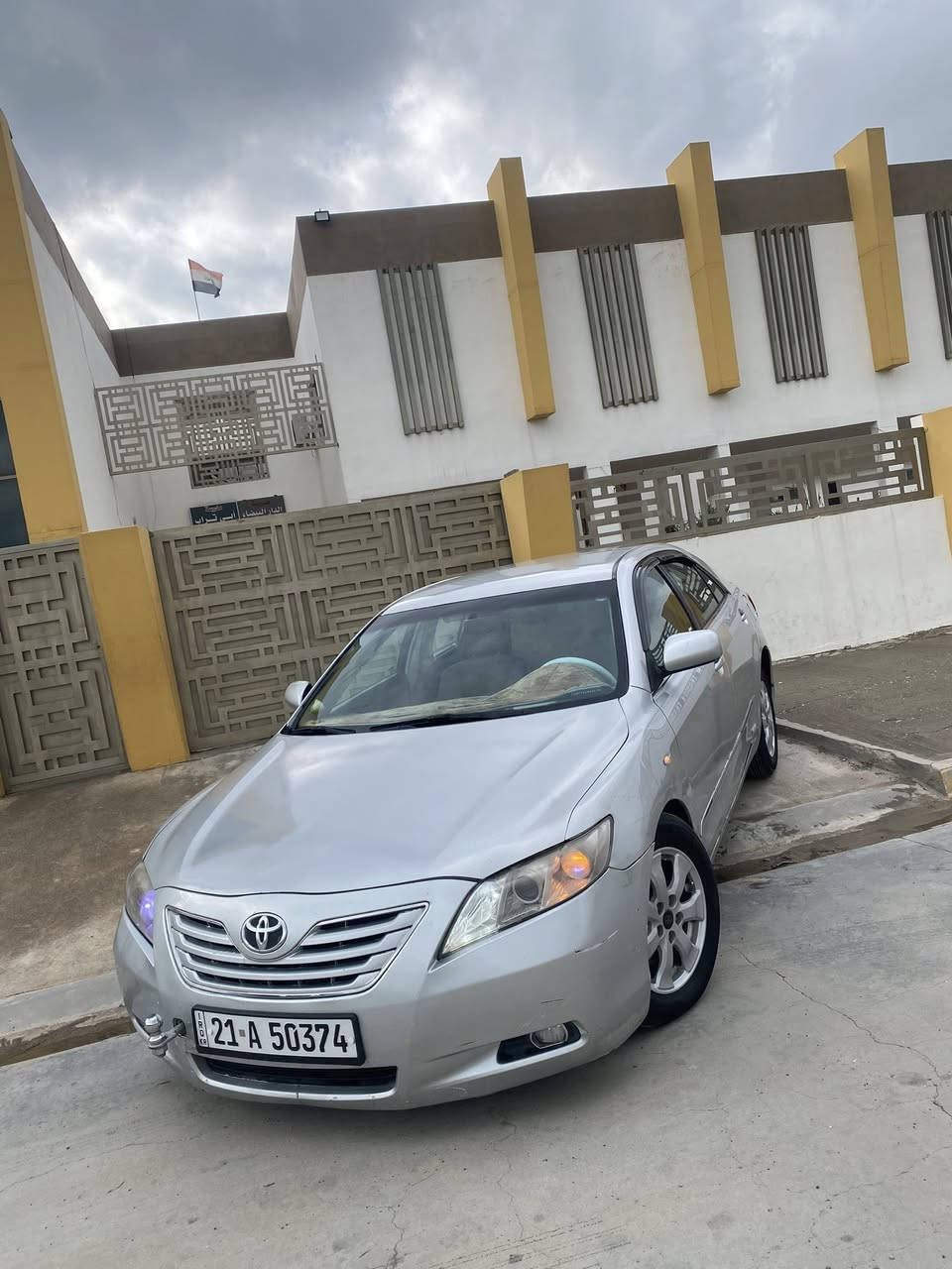 كامري 2007 خليجي
فئه GL 

محرك 2400 VV-t 

رقم سليمانيه 

سياره جهزه وكامله مابيه اي نقص 

محرك مامفتوح 
السياره بيه باب خلف السياق مبدل بلدي وشوي صبغة 
كامر 
تخم تاير جديد 
منظومه زينون 

 
مكاني كركوك 

السعر 107 وبيه مجال 

اتصال ***********
