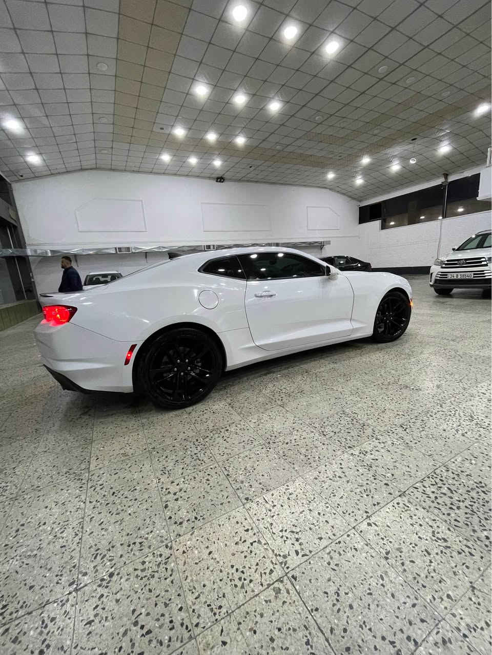 كامارو LS
موديل 2023
18الف ماشية
جاملغ امامي و خلفي صبغ بدون دواخل 
سعر 165$بيها مجال
عنوان دهوك 
رقم مبايل واتساب *********** دهوك, العراق
