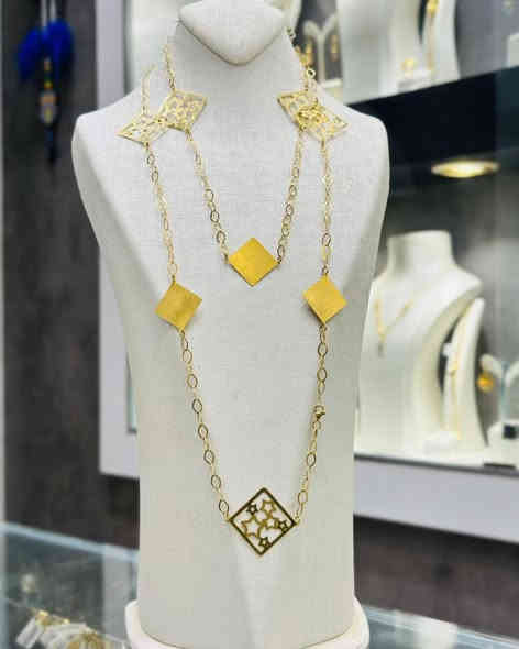 #صياغة_سيدمهندالموسوي
#ذهب21 #مستورد
جمال القرادين الإيطالي 
#التوصيل_متوفر_كافه_مناطق_العراق🚕🚕
***********
***********
