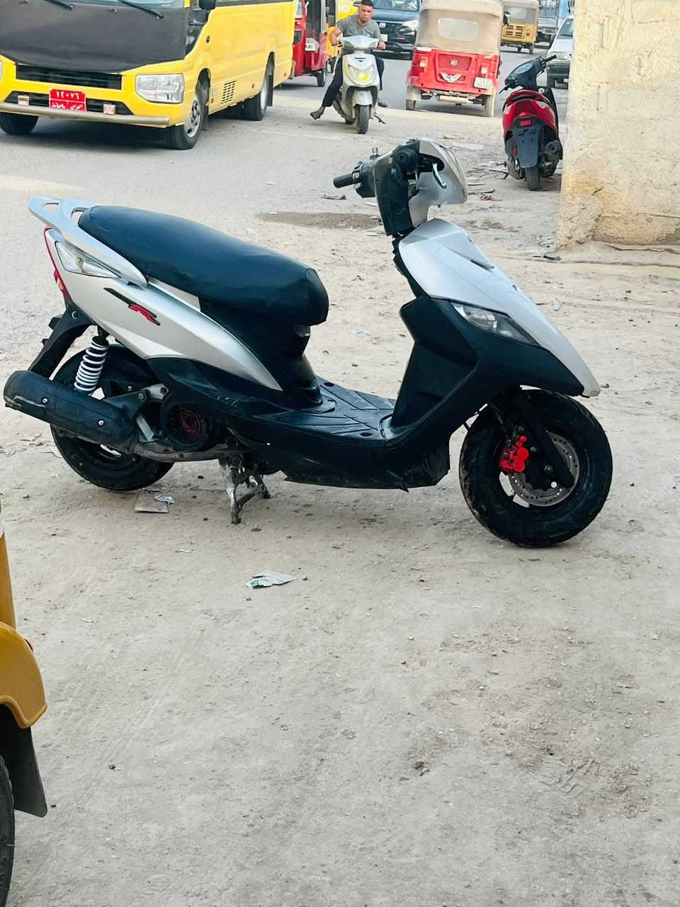 سلام عليكم للبيع محرك مفتوح شلع معدل دراجه حلوه تايرات جدد كهربيات كله شخاله حداديه جديده , 400 بغداد شعله ***********

