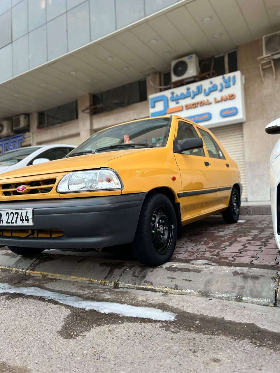 سلام عليكم 
سايبا مديل 2015 سياره حلوه أو جاهزه فقط خيط تبخير السعر بيه طخه يم قبق البانزين 
السعر 38 مجال بسيط بغداد البلديات 
الهاتف ***********
