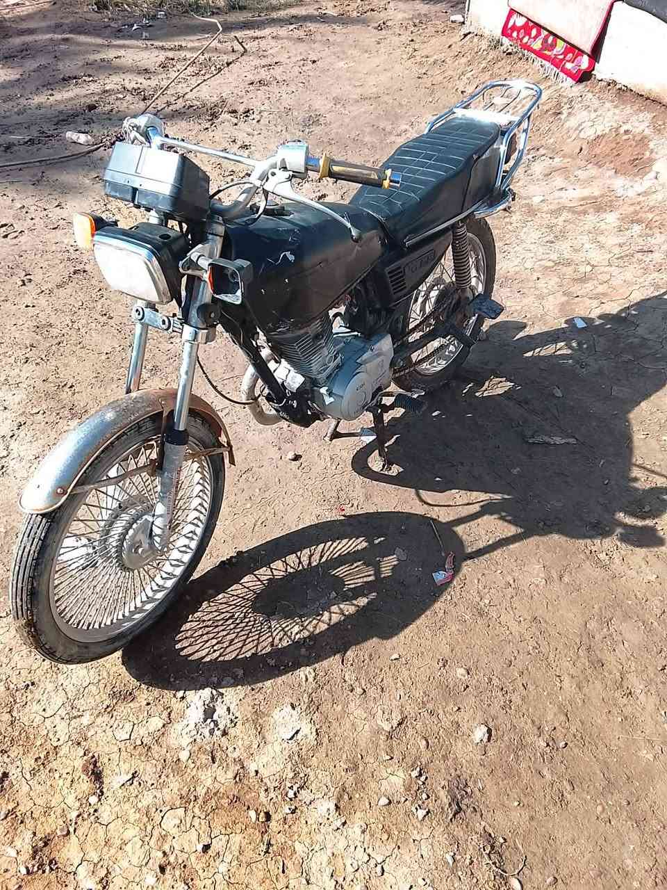 السلام عليكم دراجه تايكر مديل 20 للبيع السعر ٢٠٠ وبيها مجال ***********
